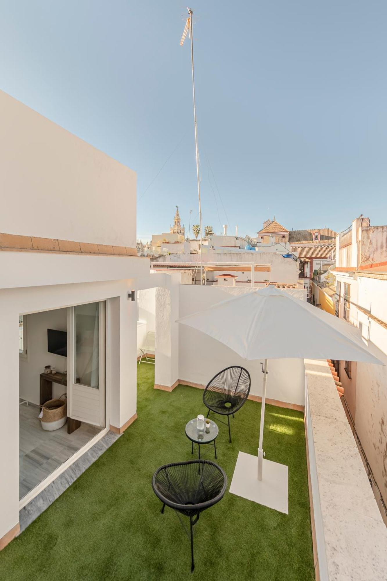 Apartamento Ohliving Justino Sevilla Exterior foto